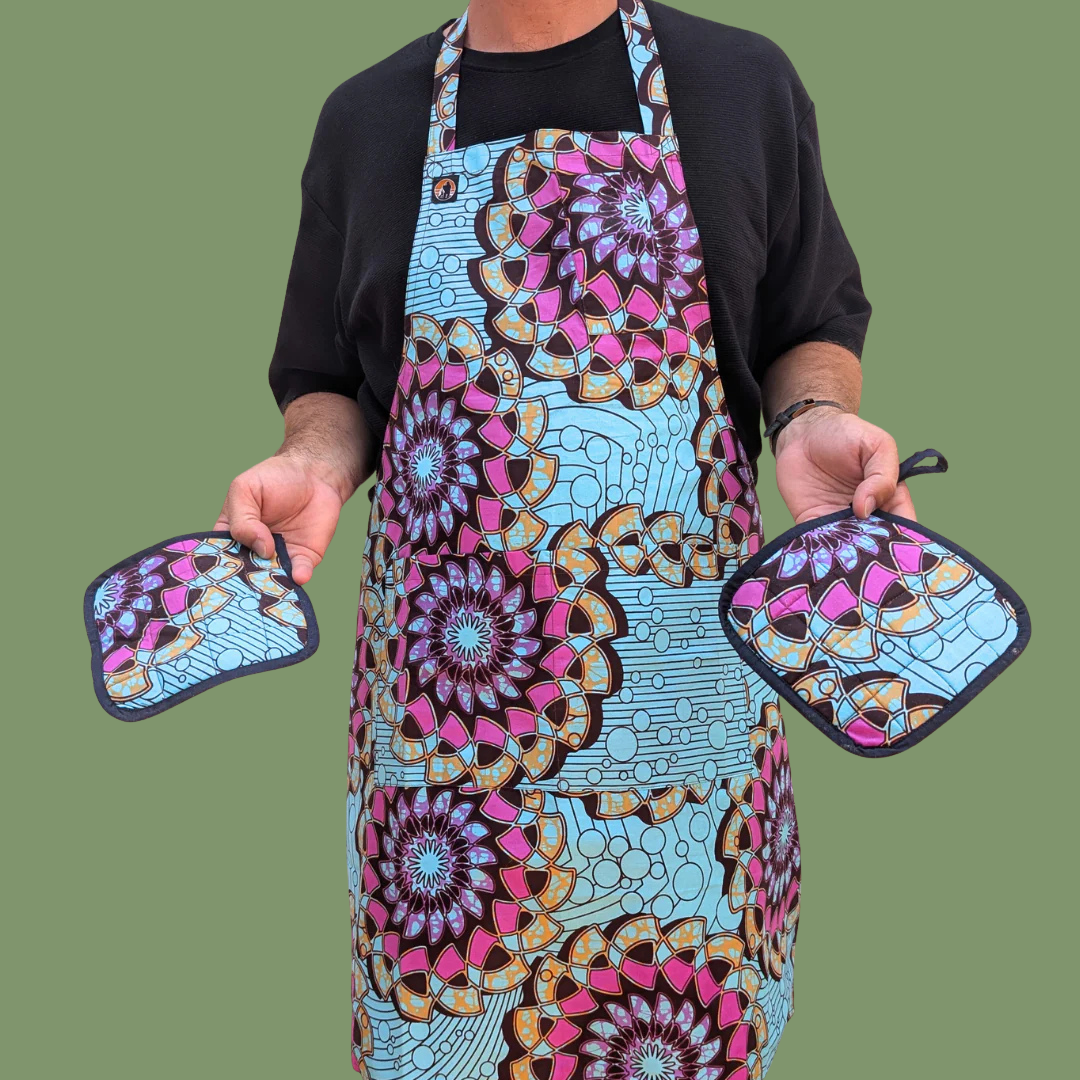 Tablier et gants de cuisine Kitenge – bleu et rose
